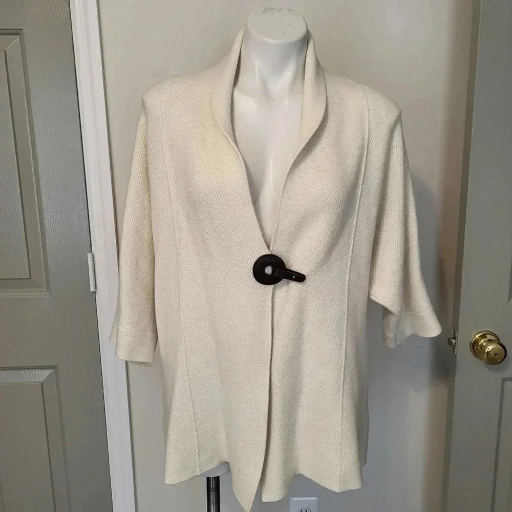 Soft Surroundings Saville Buckle Closure Topper Cardigan Sweater(M)
